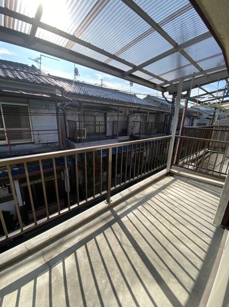 寝屋川市萱島本町のテラスハウス