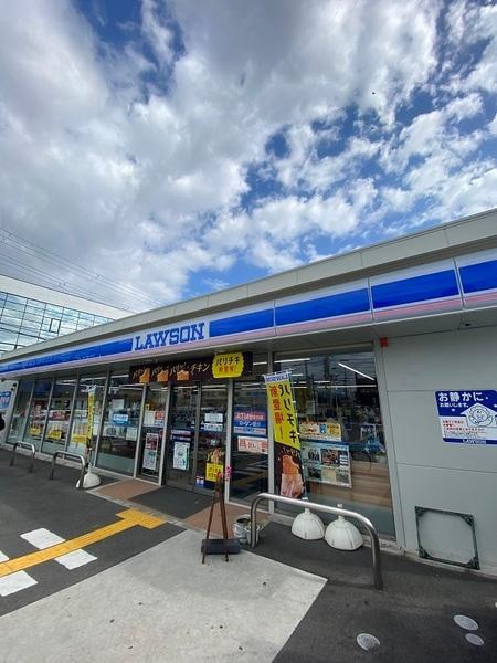 寝屋川市堀溝１丁目のテラスハウス(ローソン寝屋川大成店)