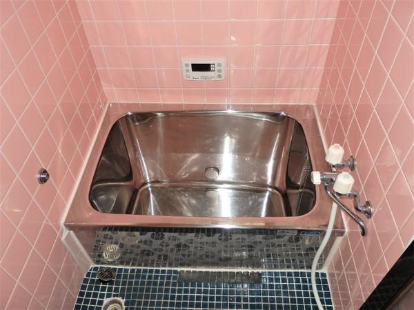 寝屋川市堀溝１丁目のテラスハウス