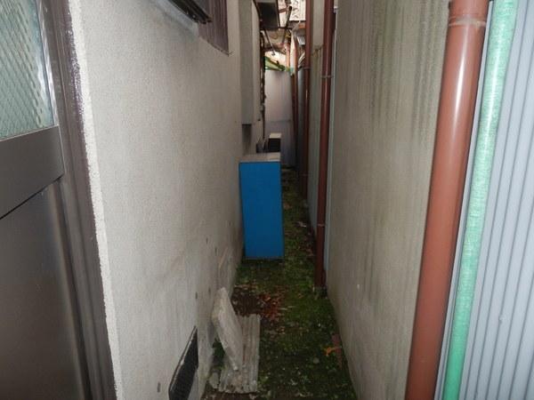 寝屋川市萱島信和町のテラスハウス