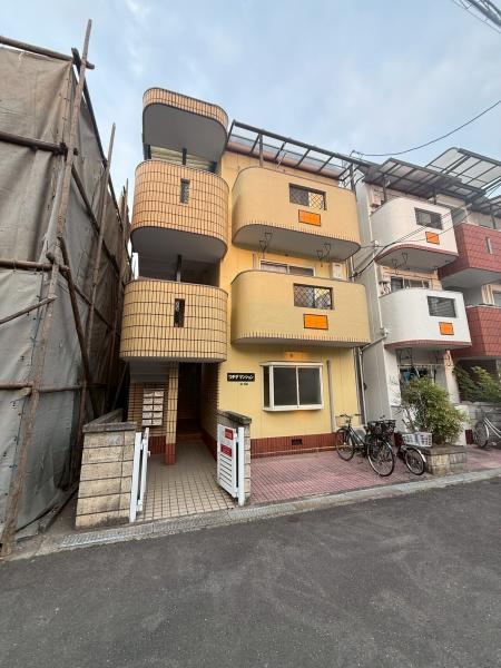 寝屋川市萱島東１丁目のマンション