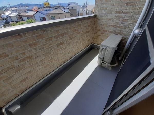 寝屋川市成美町のアパート