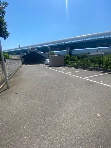 寝屋川市新家２丁目のマンション
