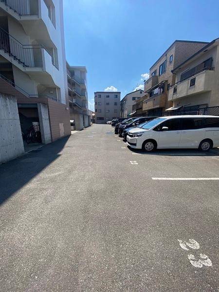 寝屋川市萱島東１丁目のマンション