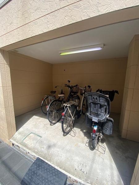 寝屋川市萱島東２丁目のマンション