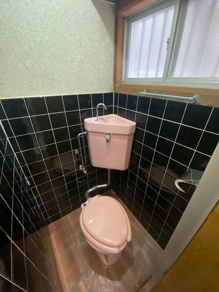 寝屋川市萱島東２丁目のテラスハウス