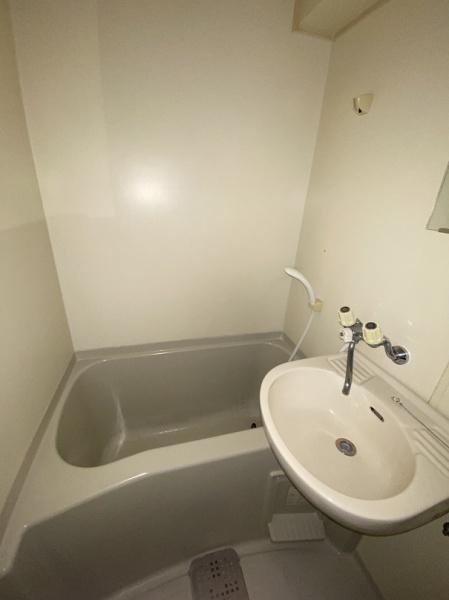 寝屋川市萱島東１丁目のマンション