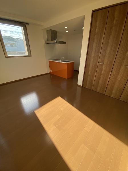 寝屋川市萱島信和町のマンション(リビング)