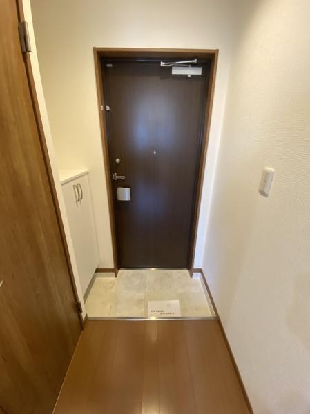 寝屋川市萱島信和町のマンション(玄関)