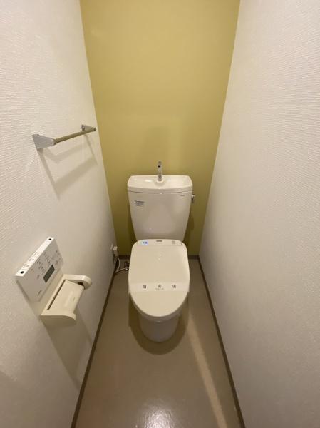 寝屋川市萱島信和町のマンション(トイレ)