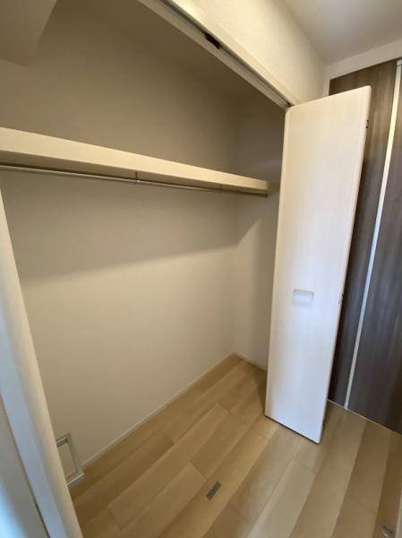 寝屋川市高柳２丁目のアパート