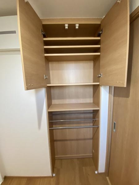 寝屋川市豊野町のテラスハウス
