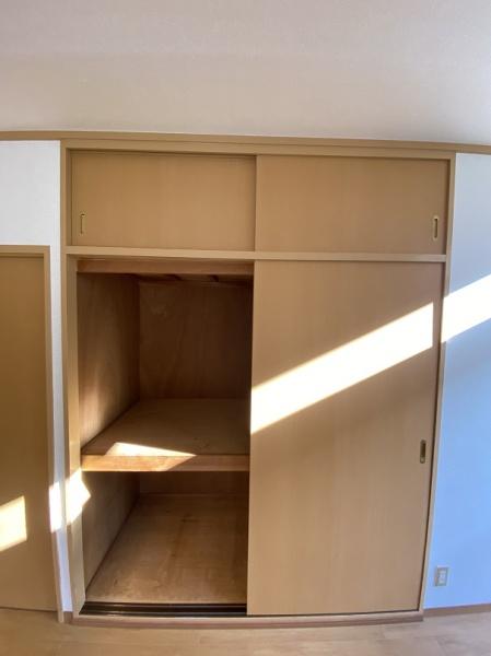 寝屋川市太秦東が丘のアパート
