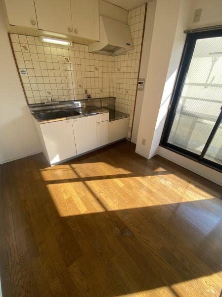 寝屋川市新家１丁目のマンション