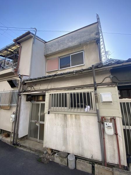 寝屋川市萱島東２丁目のテラスハウス