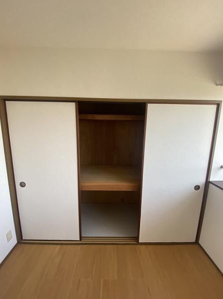 寝屋川市黒原橘町のマンション