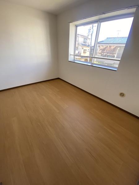 寝屋川市黒原橘町のマンション