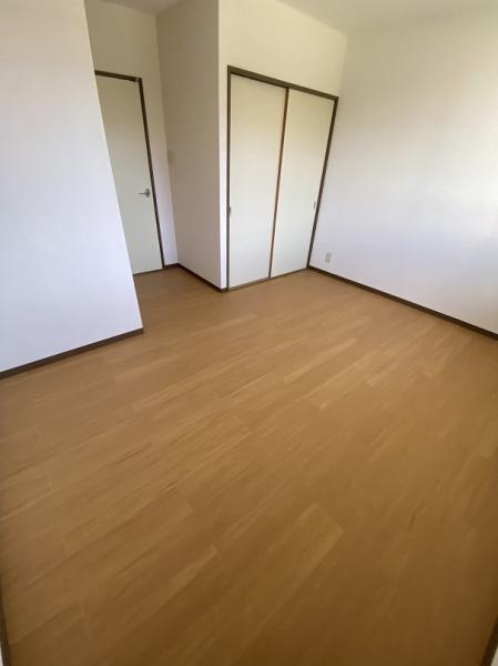 寝屋川市黒原橘町のマンション