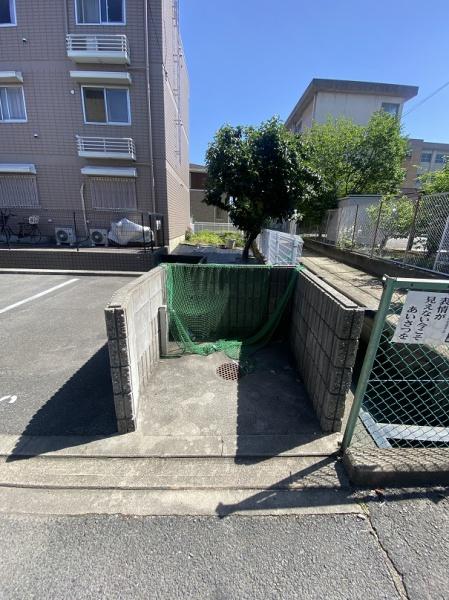 寝屋川市黒原橘町のマンション