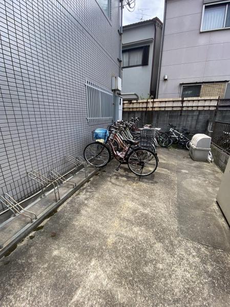 寝屋川市大利町のマンション