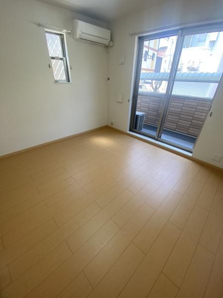 寝屋川市日之出町のアパート(リビング)