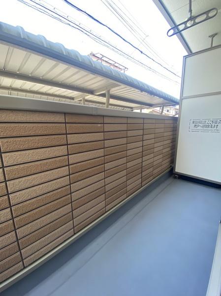 寝屋川市日之出町のアパート(バルコニー)