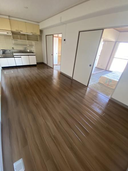 寝屋川市国松町のマンション