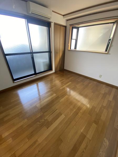 寝屋川市萱島桜園町のマンション