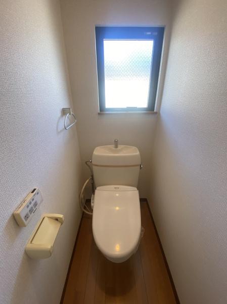 寝屋川市桜木町のマンション(トイレ)