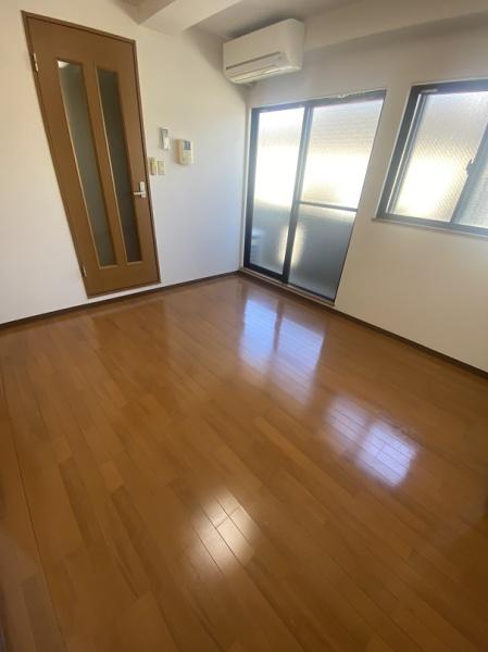 寝屋川市桜木町のマンション(リビング)