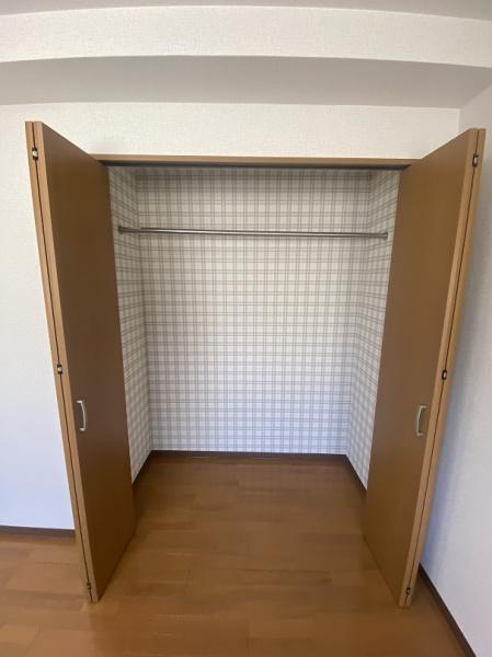 寝屋川市桜木町のマンション(収納)
