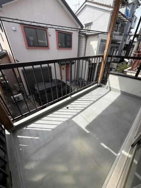 寝屋川市萱島東１丁目のテラスハウス
