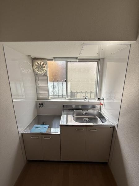 寝屋川市萱島東１丁目のテラスハウス