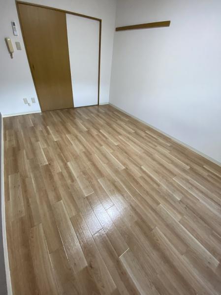寝屋川市下神田町のマンション