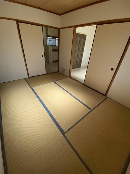 寝屋川市上神田１丁目のマンション