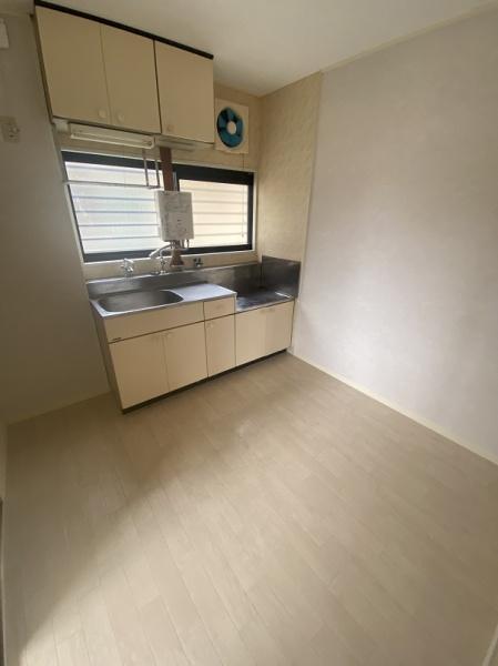 寝屋川市高柳５丁目のアパート