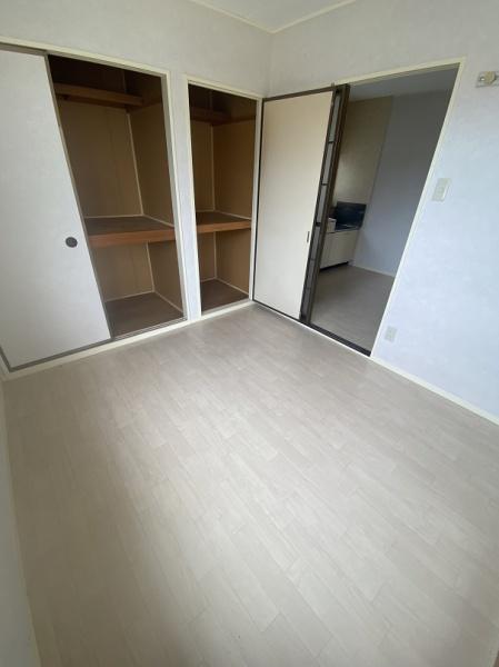寝屋川市高柳５丁目のアパート