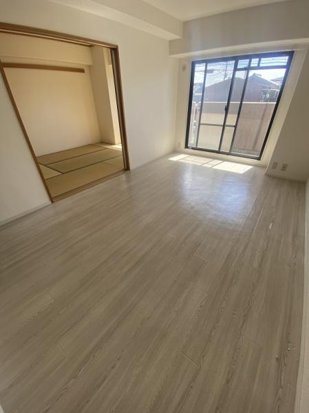 寝屋川市大利町のマンション