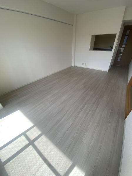 寝屋川市大利町のマンション