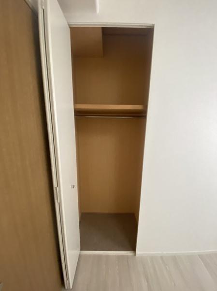 寝屋川市大利町のマンション
