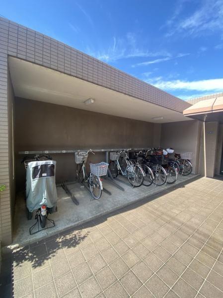 寝屋川市大利町のマンション