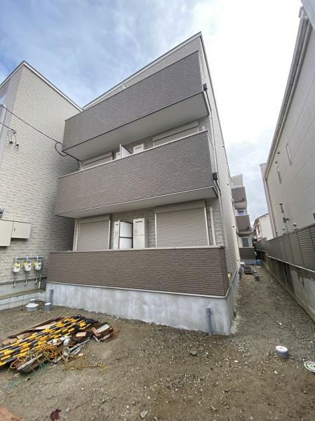 寝屋川市萱島東２丁目のアパート