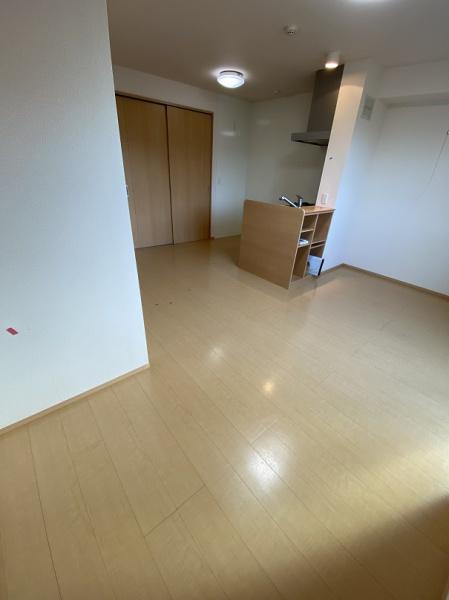 寝屋川市高柳５丁目のアパート