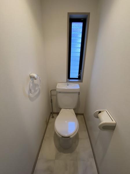 寝屋川市中神田町のマンション(トイレ)