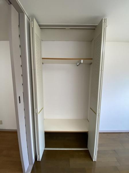 寝屋川市中神田町のマンション(収納)