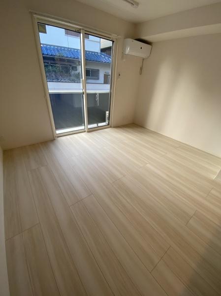 寝屋川市東大利町のアパート