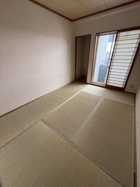寝屋川市石津元町のマンション