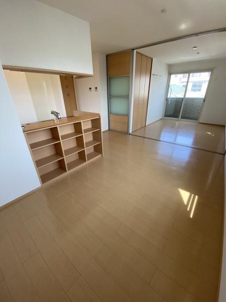 寝屋川市本町のアパート