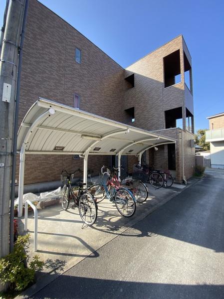 寝屋川市高柳２丁目のマンション