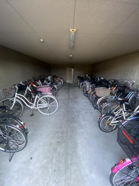 寝屋川市萱島信和町のマンション